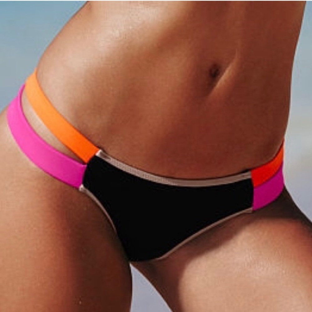 Victoria’s Secret Very Sexy Push Up Bikini - Picture 9 of 9